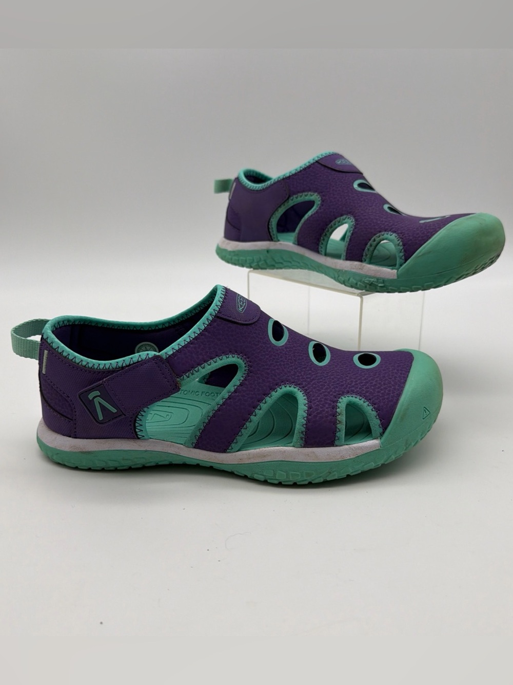 Keen Big Kids Stingray Sandals Youth 5 Purple Teal Waterproof Hook and Loop